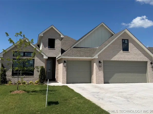 23065 E 107th St S, Broken Arrow, OK 74014