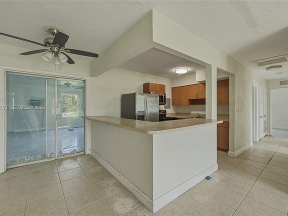 5th image of 1875 NW 134th St