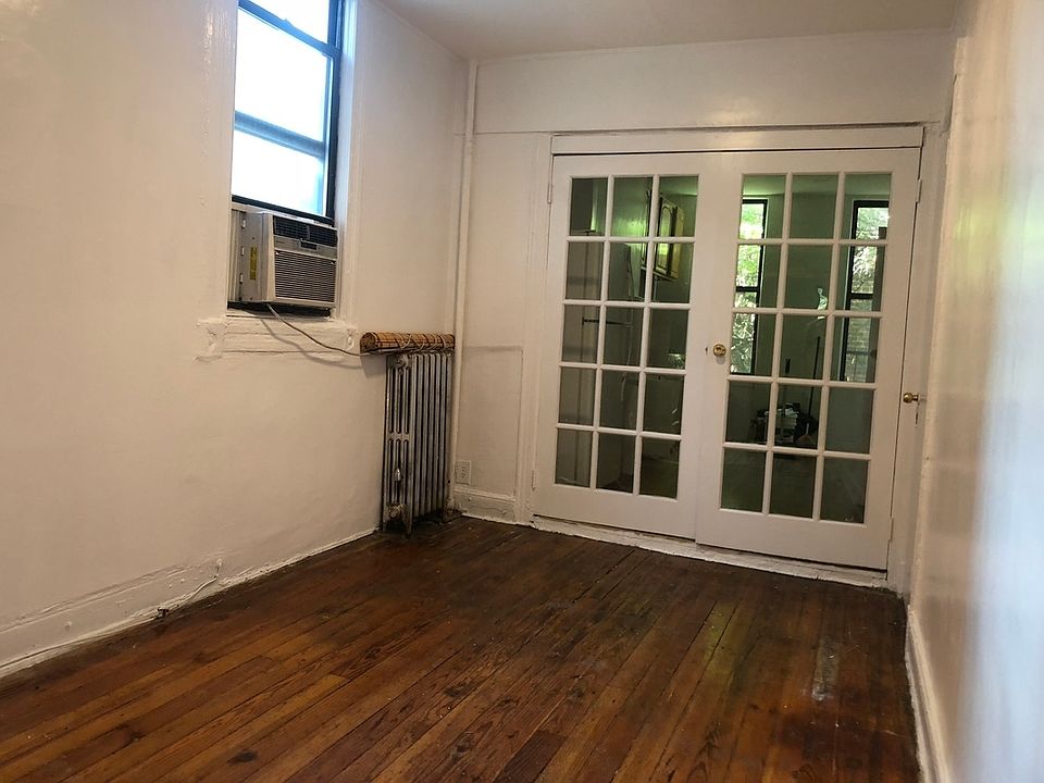 1st image of 190 Scholes St #4