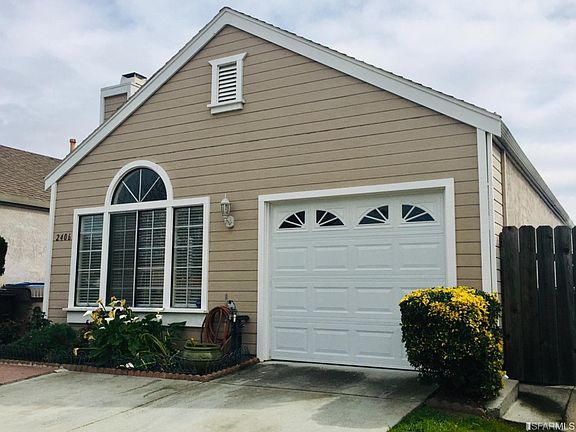 3rd image of 2406 Mather Dr