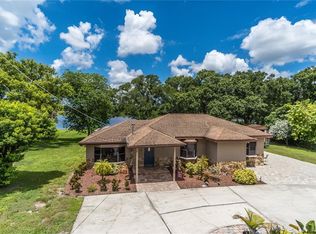 8912 N Arrawana Ave, Tampa, FL 33614