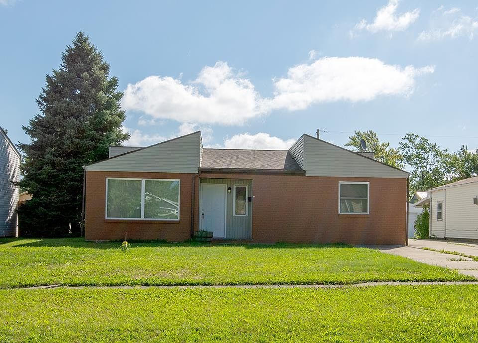 1st image of 838 Willowood Dr W