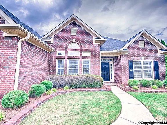 5th image of 126 Pearle Cove Dr
