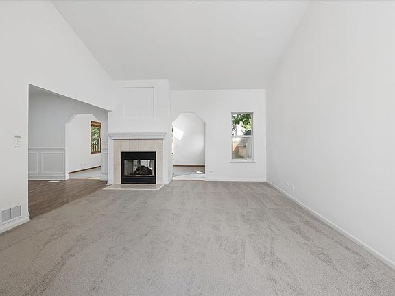 2nd image of 415 Juniper Dr