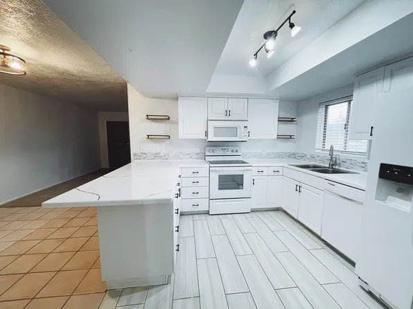 351 S 400 E, Saint George, UT 84770