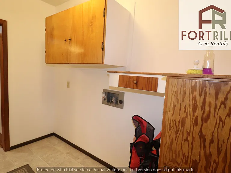 627 W 3rd St — Photo 8