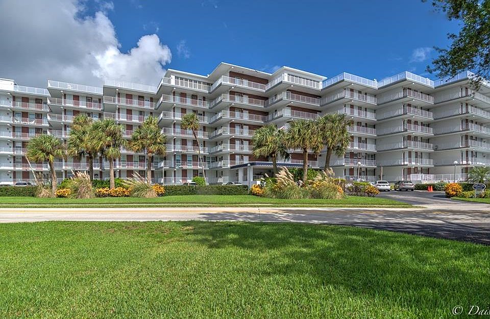 1st image of 935 E Causeway Blvd APT 308