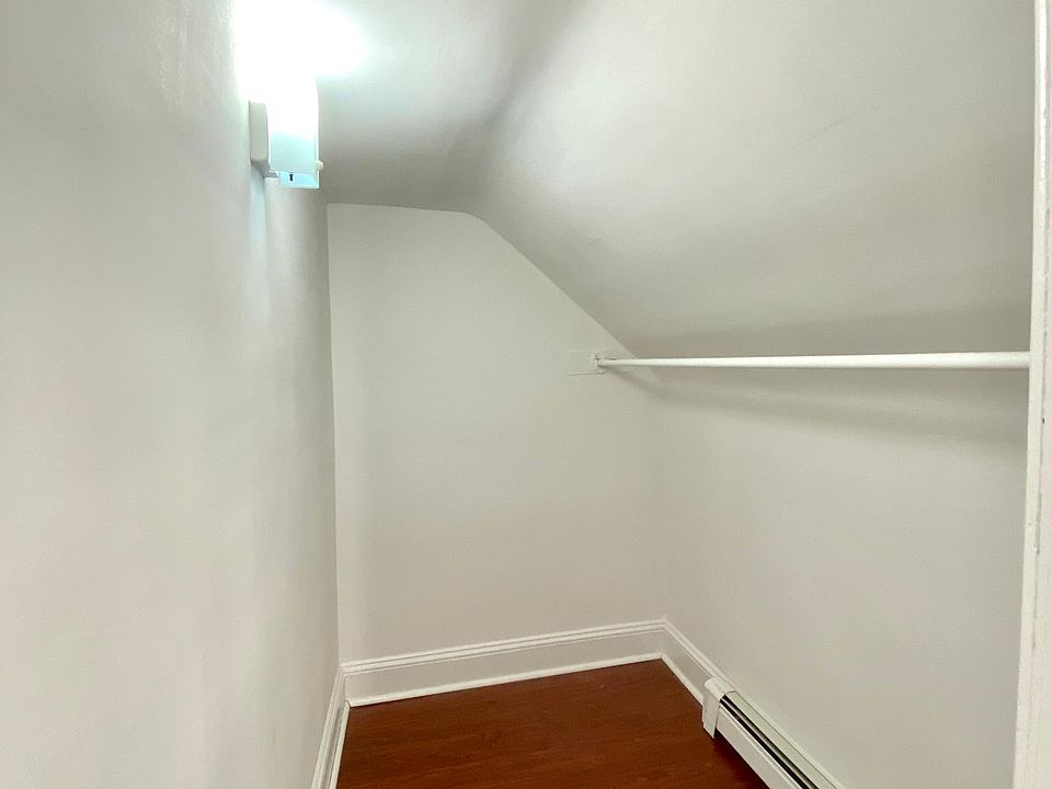 1st image of 77 Cayuga Ave Floor 2