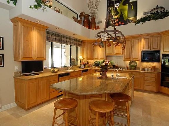 Upgraded Kitchen