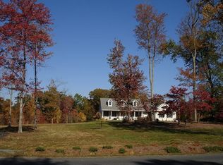 1562 Secretarys Rd, Charlottesville, VA 22902