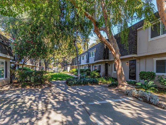 2nd image of 7058 Cypress Point Ct