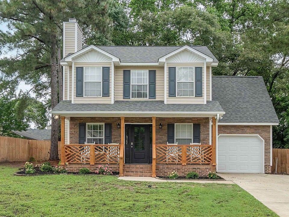 1st image of 105 Brook Hollow Ct
