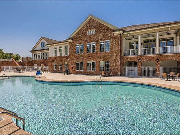 Outdoor swimming pool