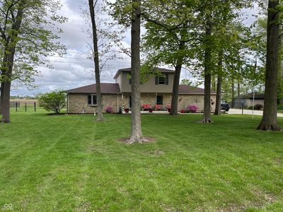 5282 W Blue Bell Dr, New Palestine, IN, 46163