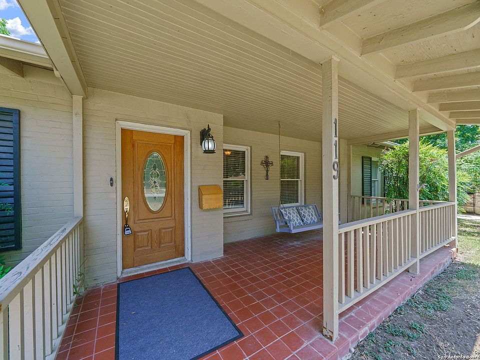 1st image of 119 BRYKER DR