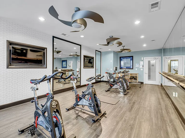 Artessa Apartments — Photo 21
