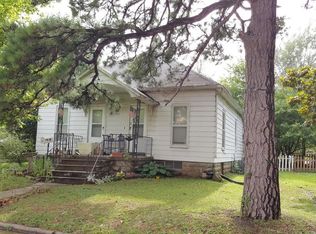 113 N 18th St, Herrin, IL 62948
