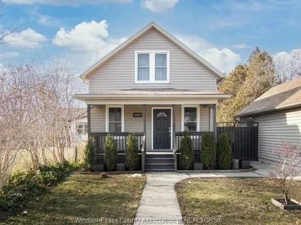 1015 Westminster Blvd, Windsor, ON N8S 2C2
