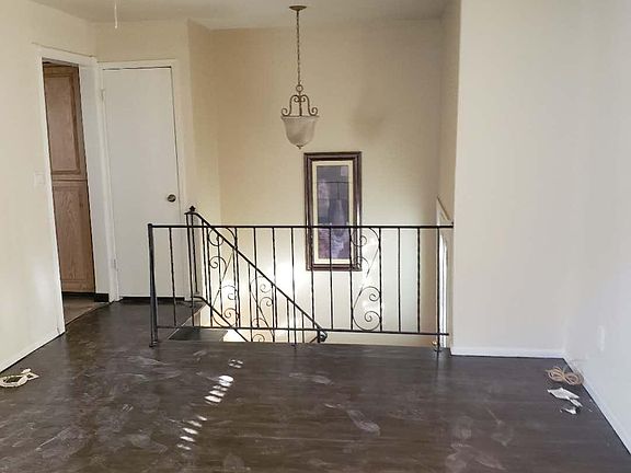 2nd image of 575 Naughton Ave #2B