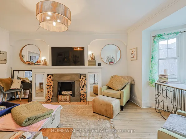 6 Coolmine Rd, Toronto, ON M6J 3E9