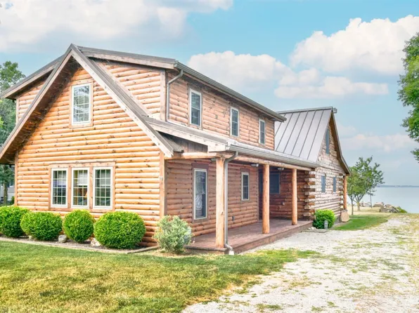 4214 S Memorial Shoreway Dr, Lakeside Marblehead, OH 43440