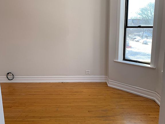 5th image of 2553 S Troy St #2F