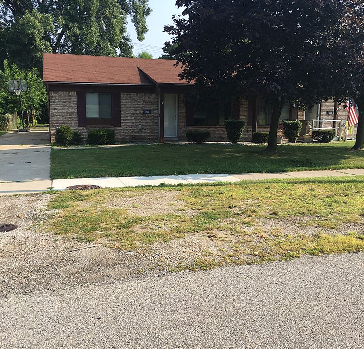 2nd image of 16911 General St #16913