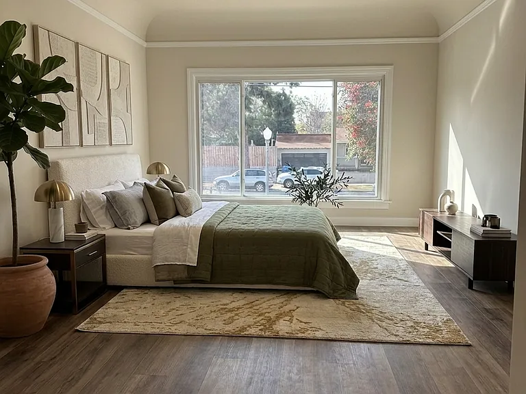 5021 Elmwood Ave #5021 — Photo 3