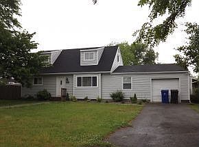 1st image of 879 Salem Dr