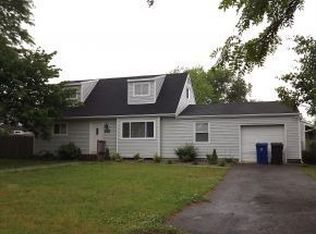 879 Salem Dr, Toms River, NJ 08753