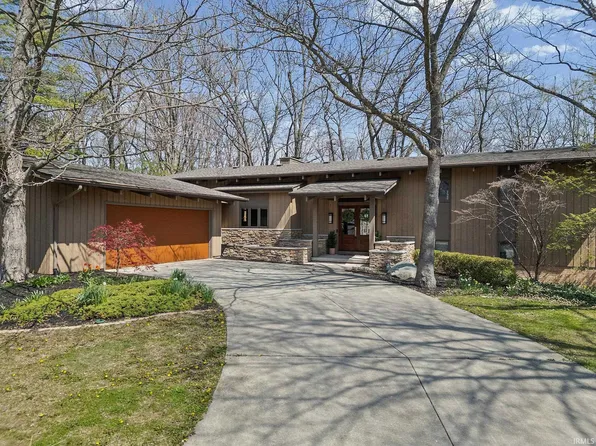 220 Pawnee Dr, West Lafayette, IN 47906