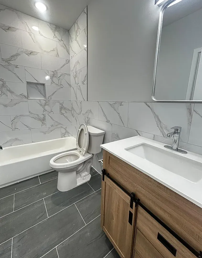 1229 Hilton St — Photo 3