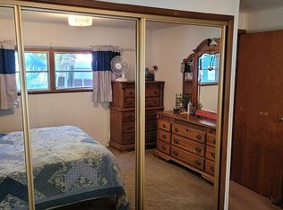 7847 Nessen Rd, Interlochen, MI 49643