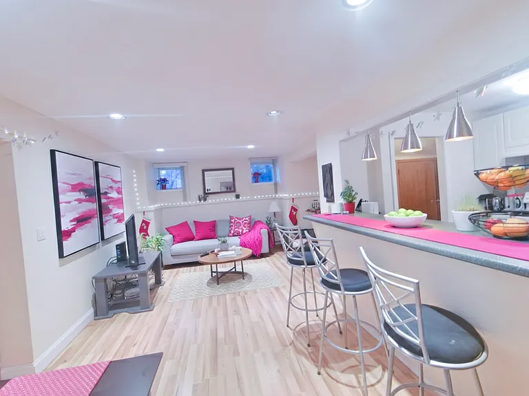 94 Pleasant St #2 — Photo 4
