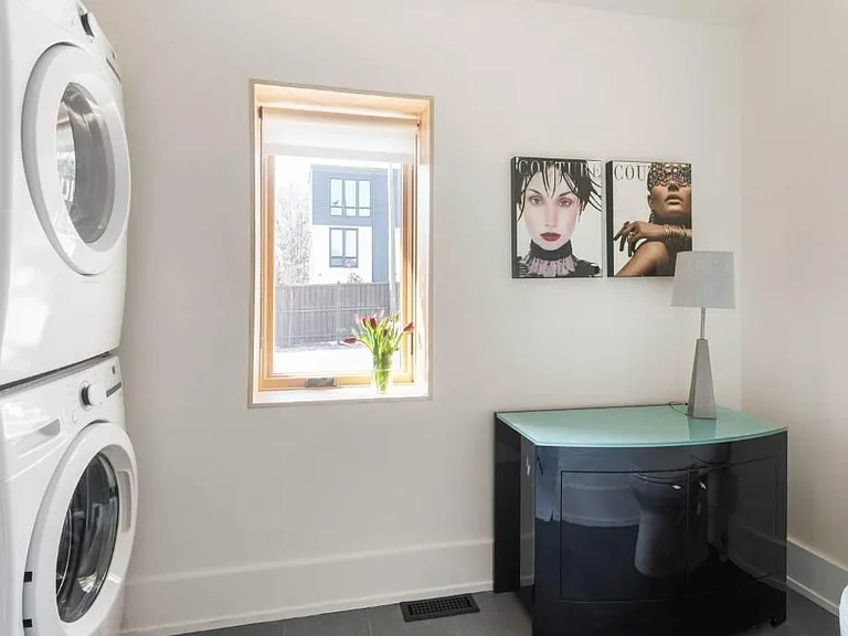 955 Wylie St #6 — Photo 30
