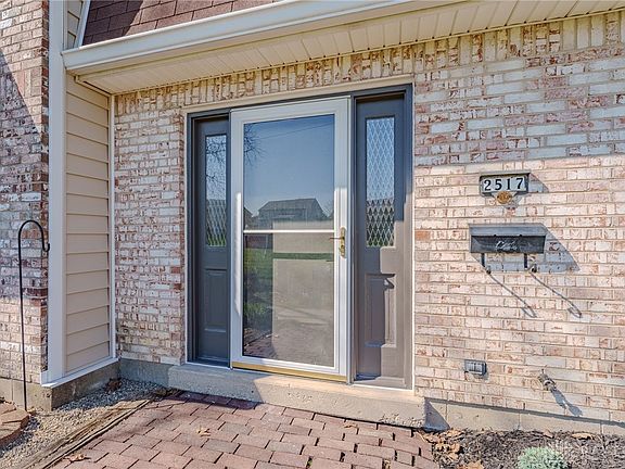 2nd image of 2517 Jamestown Ct