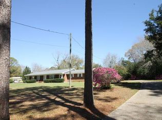 223 Ridge Dr, Crestview, FL 32536