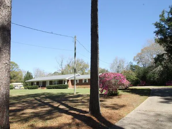 223 Ridge Dr, Crestview, FL 32536