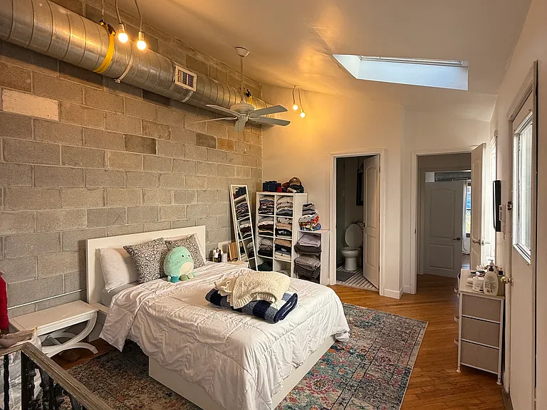 1111 W Randolph St #2 — Photo 20