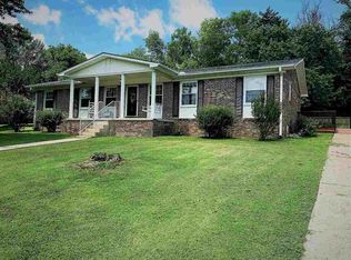 110 Morton Dr, Fayetteville, TN 37334