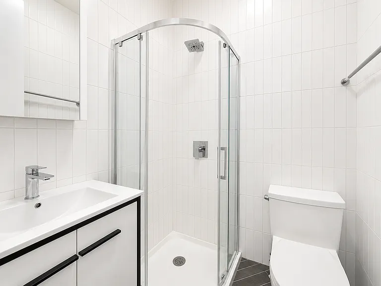 481 Evergreen Ave #2F — Photo 9