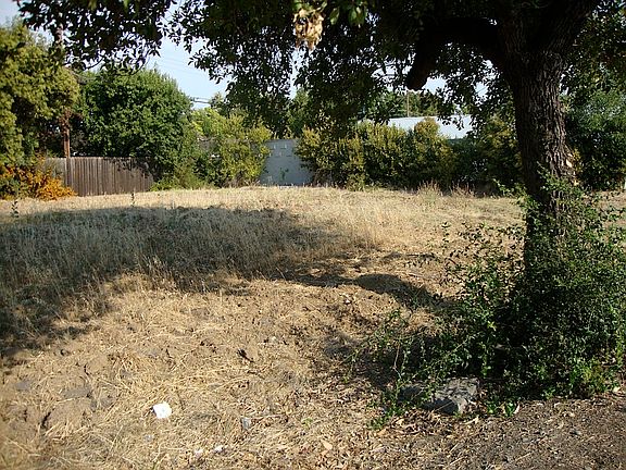 3rd image of 7241 Stockton Blvd