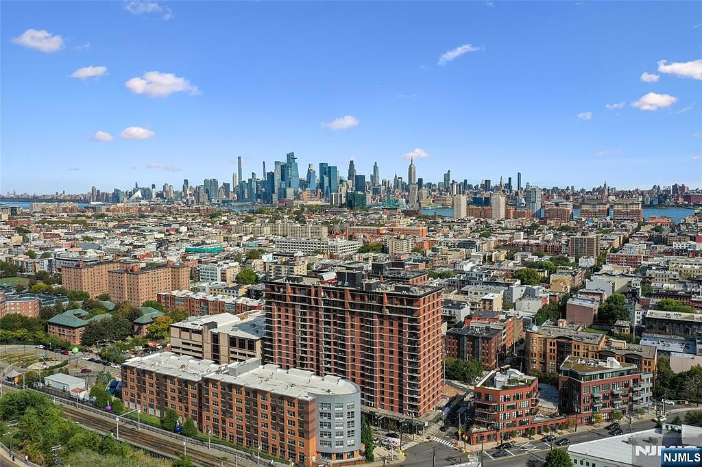 700 1st St APT 11E, Hoboken, NJ 07030 | Zillow
