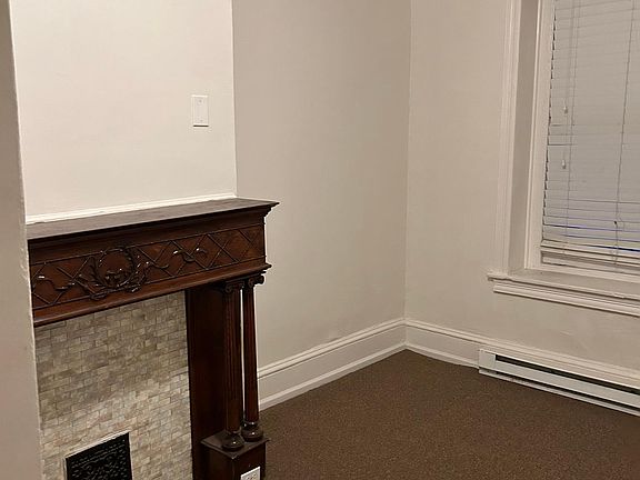 3rd image of 211 W Coulter St Floor 1