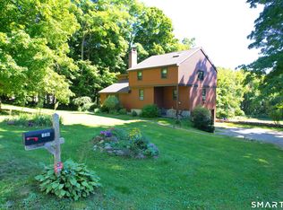 136 Losaw Rd, Winsted, CT 06098