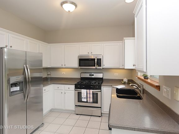 4th image of 3330 Savanna Ln