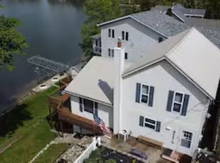 10914 South Dr, Plainwell, MI 49080