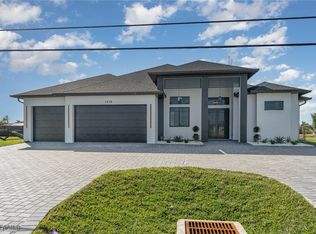 1518 SW 28th St, Cape Coral, FL 33914