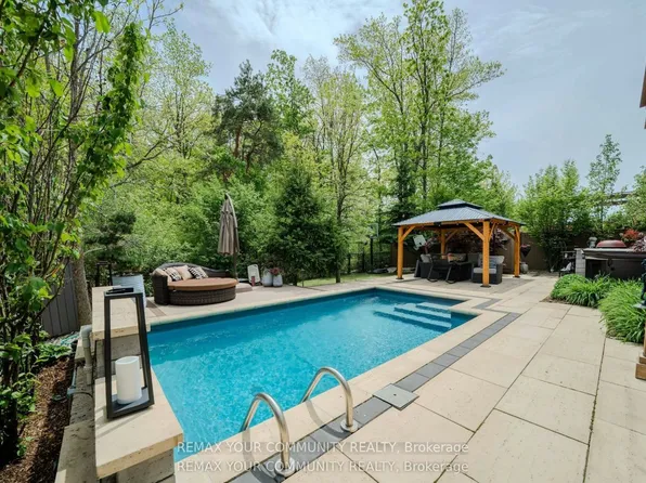 3447 Liptay Ave, Oakville, ON L6M 0M7