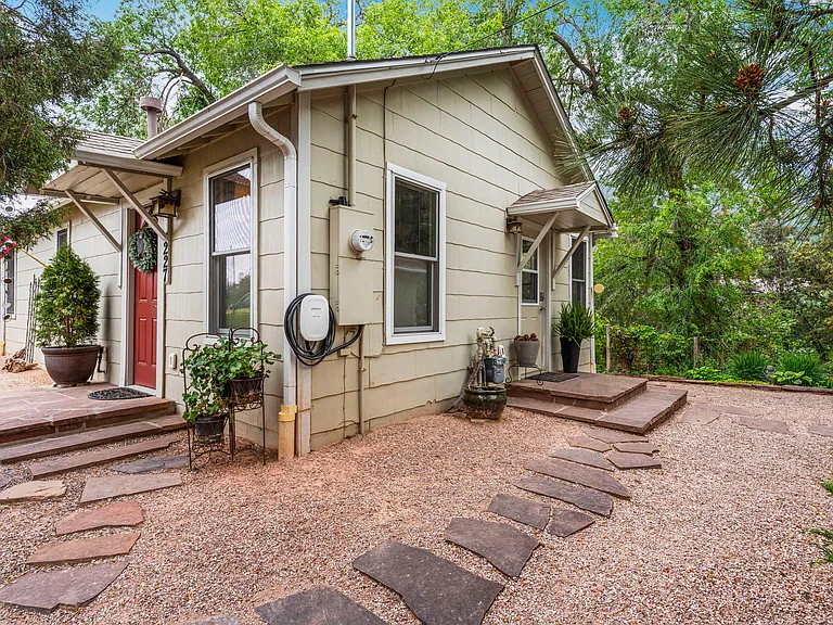 227 Pilot Knob Ave — Photo 4